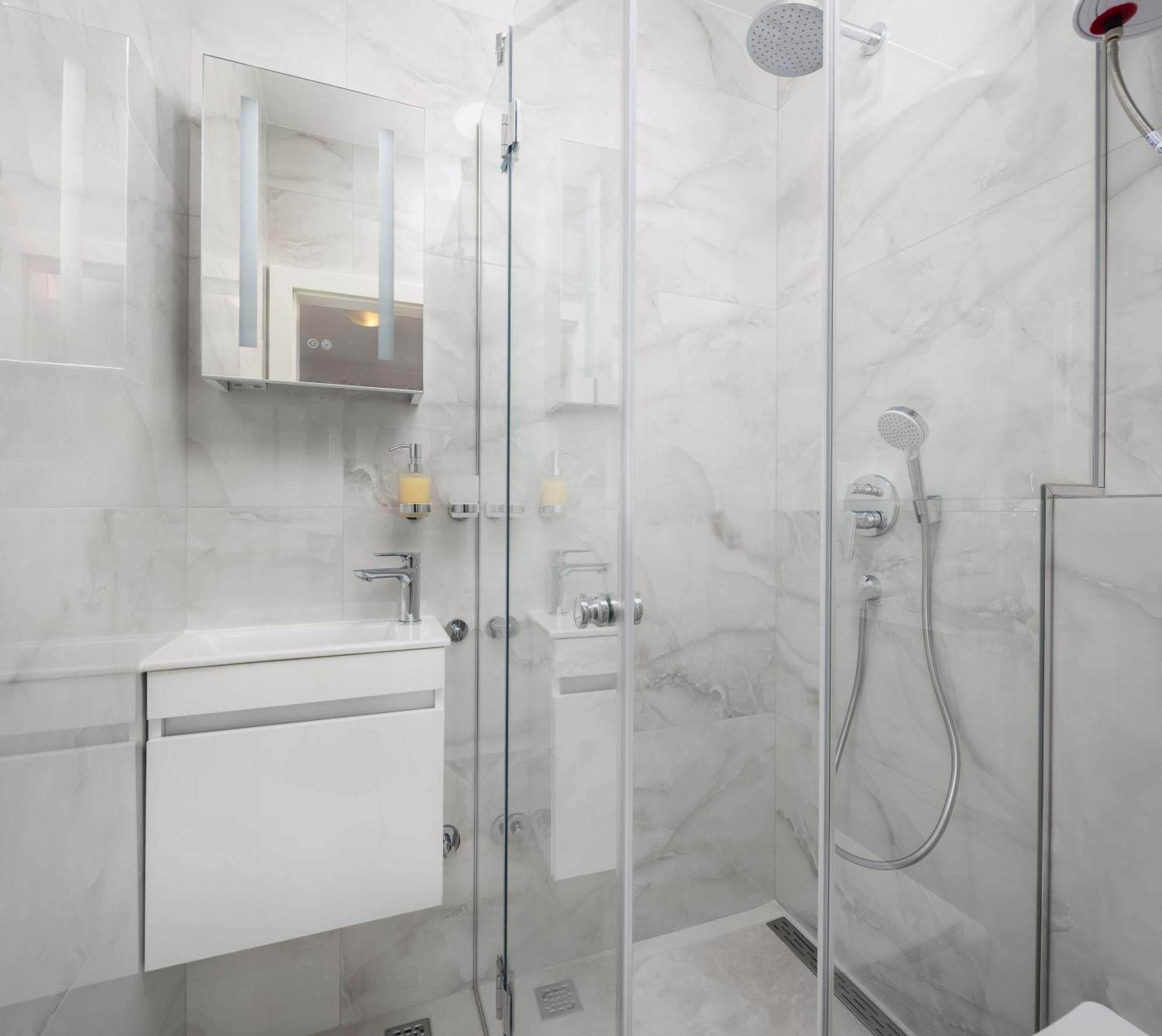 Apartments Paladin Makarska Ngoại thất bức ảnh